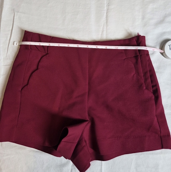 Candie's Womens Red Shorts Size 1, Zipper Closure - Picture 5 of 8